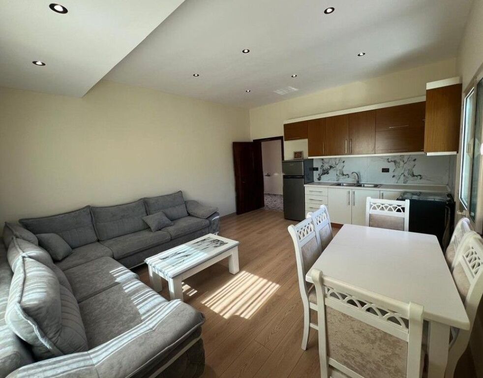 Jepet apartament 2+1 me qira Prane Vilave Amerikane.