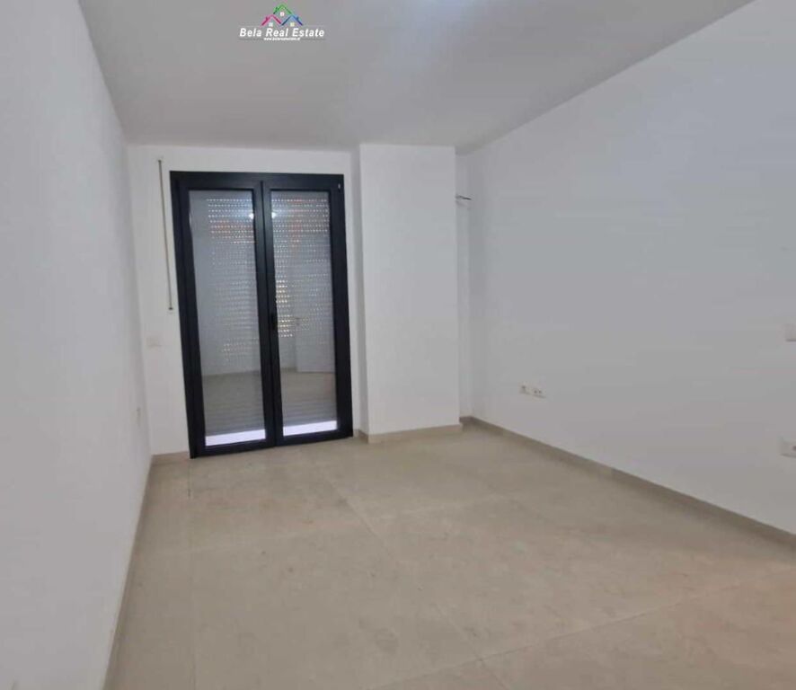 Zyre Me Qera 1+1 Tek Kompleksi Zirkon ( ID BZ2912) Tirane