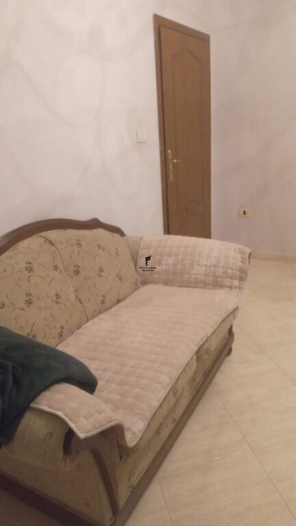 APARTAMENT ME QERA 1+1 LAPRAKE 40.000 LEKE FH-68608