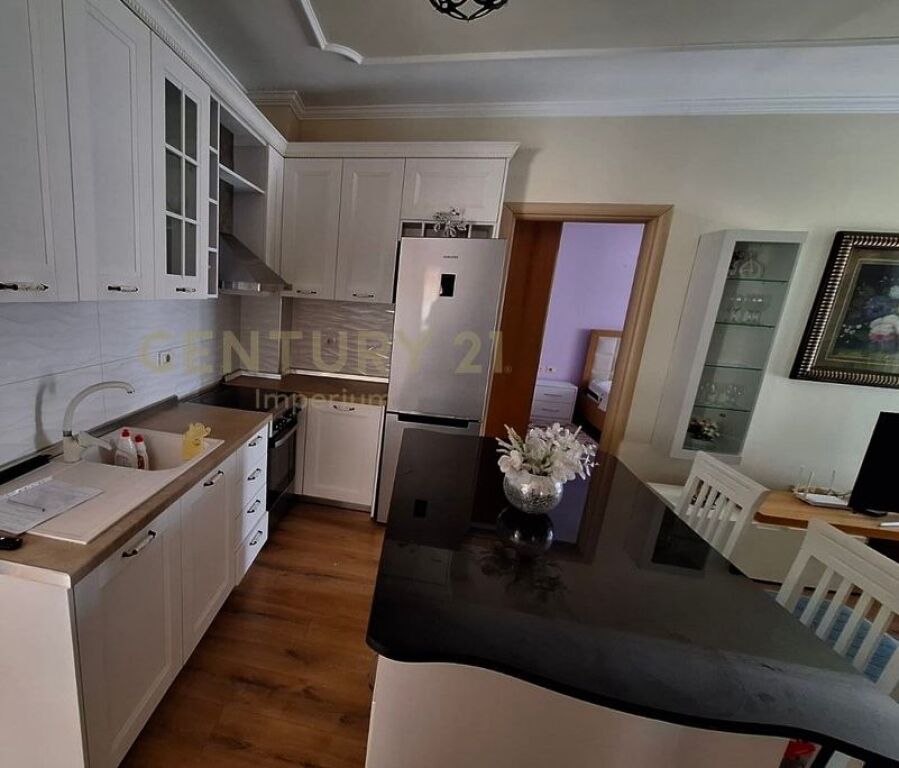 Apartment 2+1 for rent in Misto Mame