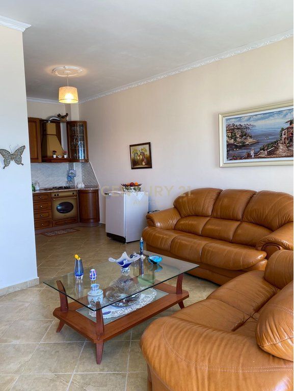 Apartament 2+1 me Qira –me pamje deti, Plazh, Durrës