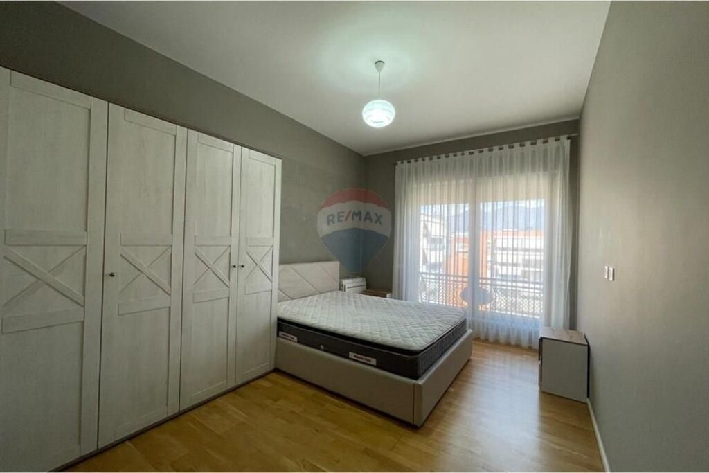 *Apartament 2+1+2 me qira te *Kompleksi Deliorgji*
