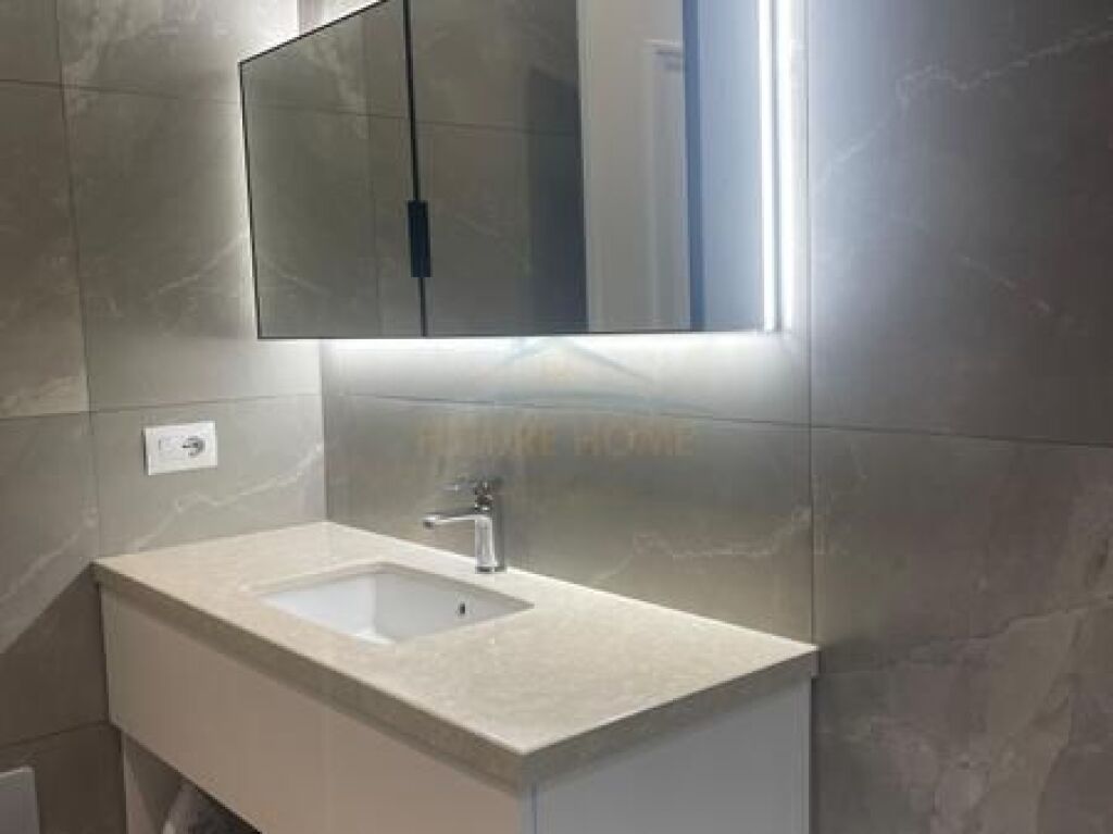 Apartment 3+1+2+parking space for sale Kosovo Street