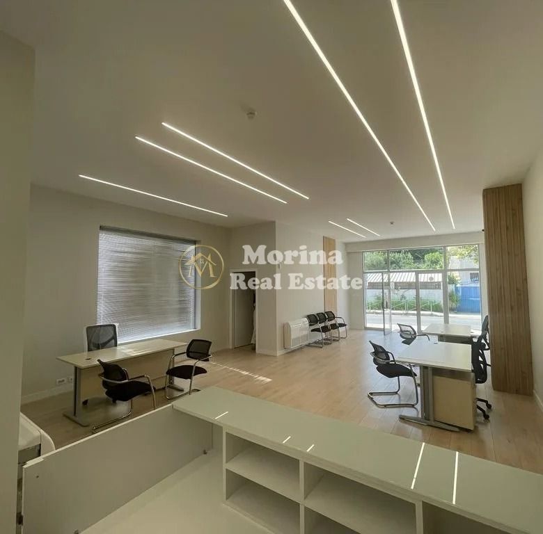 Qera | Zyrë | Paskuqan | 600 €/muaj