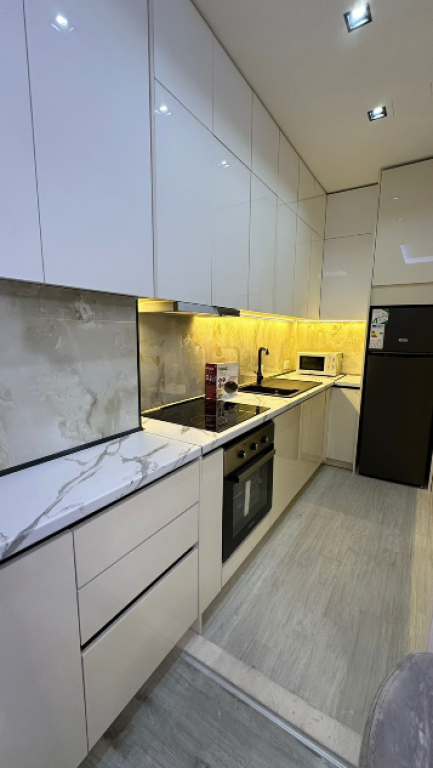 🏡 JEPET ME QIRA APARTAMENT 1+1 – RR. RIZA ÇEROVA