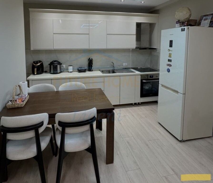 For sale, 1+1 Apartment, Dry Lake, Tirana.