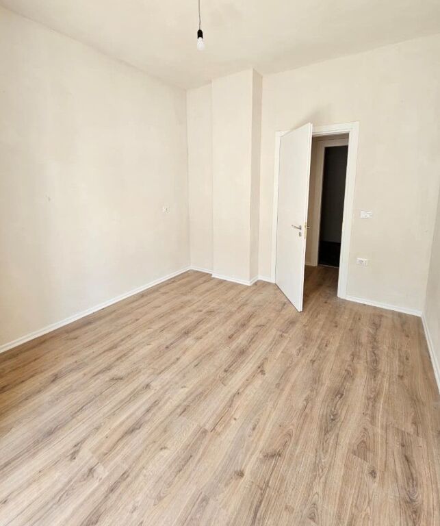 🏡Shitet Apartament 3+1+2+Depo te Komuna e Parisit❗