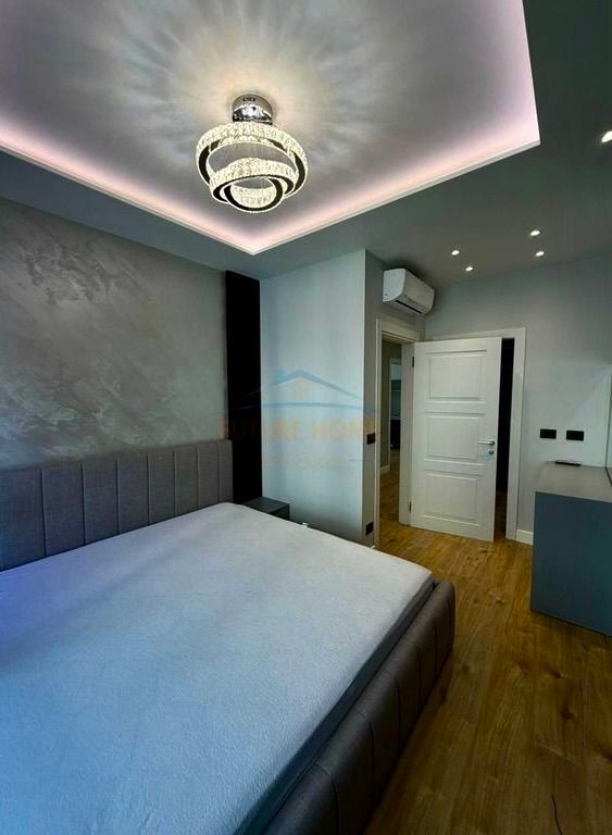 🏔️ Lusso e Privacy a "Sofia Hill Residence" – 3+1+2 con 2 Posti Auto! ✨