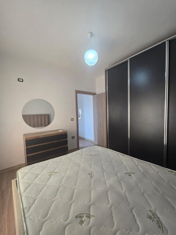 Jepet me qira 1+1 SELITE 400 mije leke