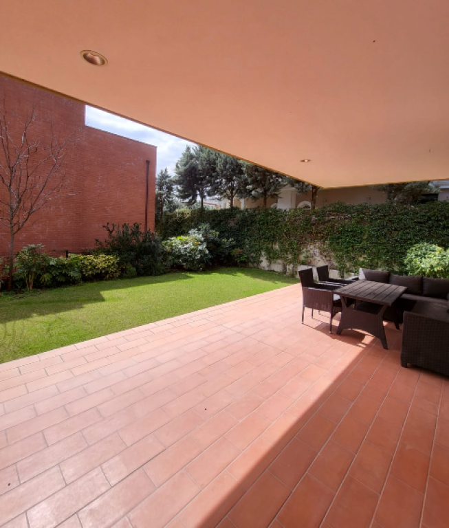 ✅Vilë me Qira – TEG