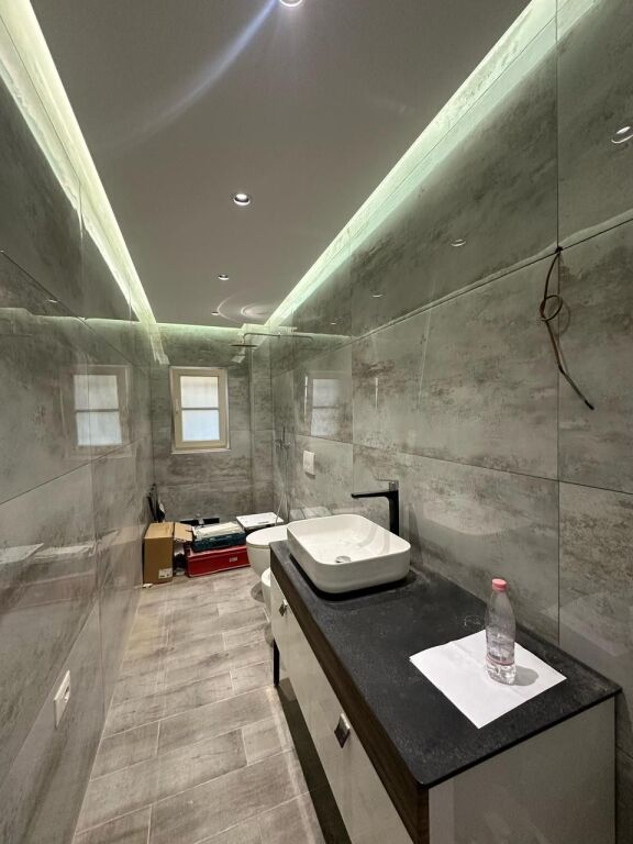 Jepet me qira ambient per biznes ‼️