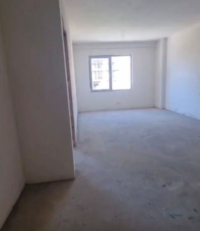 Appartamento 1+1 in vendita a Paskuqan vicino a Rez Shehu