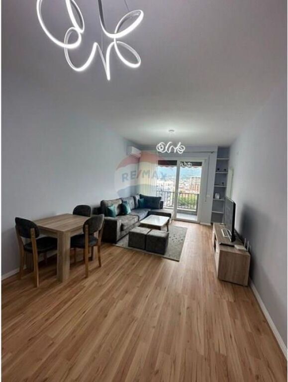 Apartment for rent 5 May