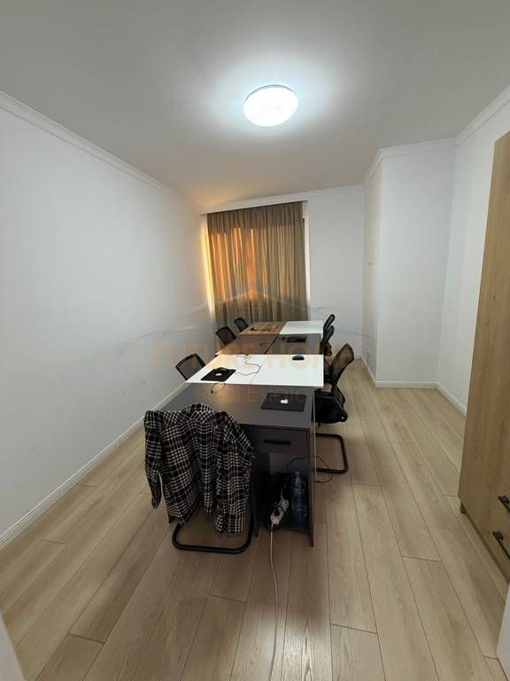 Vendesi appartamento 2+1+2+posto auto Residenza Futurehome