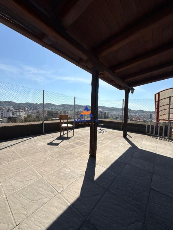 AMBJENT ZYRASH ME QERA 250 M2 " STADIUMI DINAMO " CMIMI SIPAS KERKESES