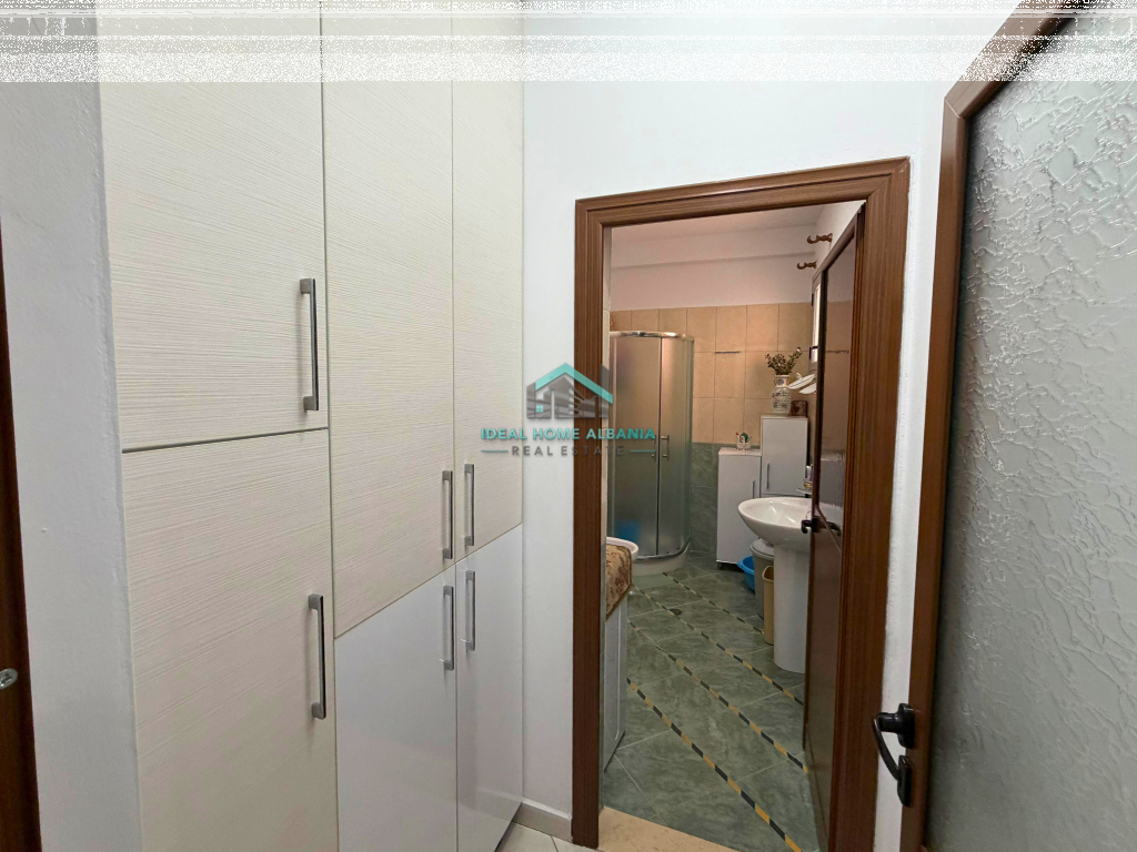 SHITET APARTAMENT 2+1 – VLORE RRUGA E RE