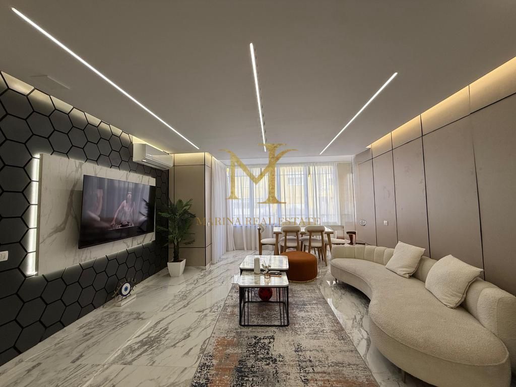 Super Apartament 2+1 në Plazh - Hekurudha, Durrës !!