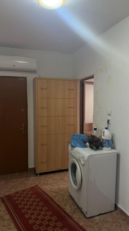 2+1,arredato in allias vicino alla scuola unita,400 mila leke