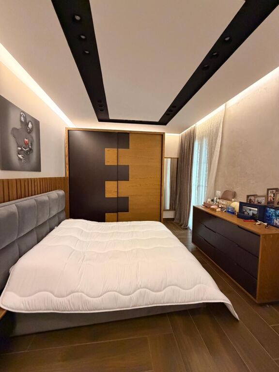 Apartament 2+1 me qera — Rruga e Portit