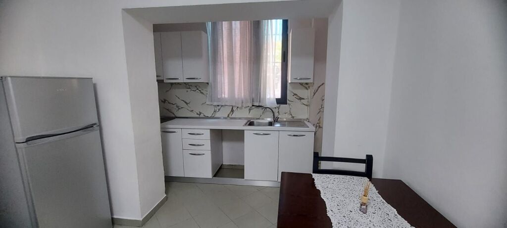 Affittasi appartamento 2+1 Myslym Shyri 55.000 Leke