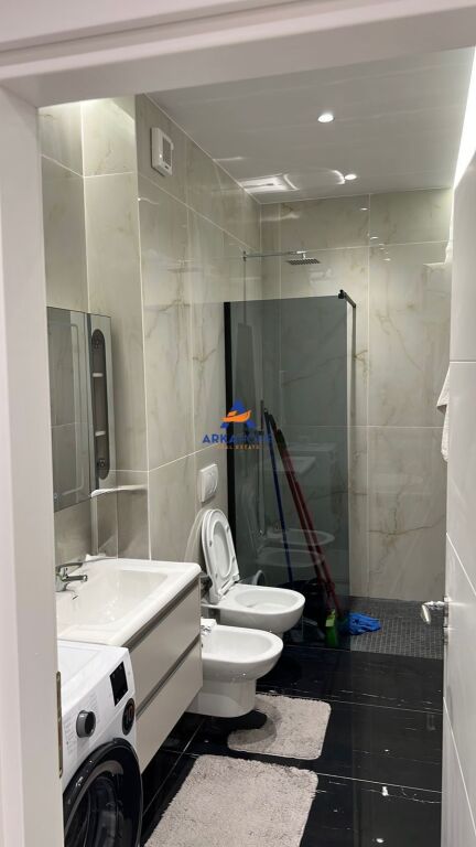 JEPET ME QERA APARTAMENT 2+1+POST PARKIMI " NE XHAMLLIK " 75000 LEKË