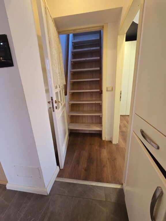 APARTAMENT DUBLEX 2+1 +2 PER SHITJE PRANE ISH RAJONIT