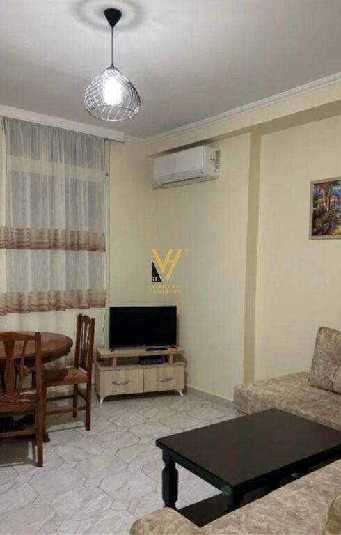 JEPET APARTAMENT 1+1 ME QIRA TE STADIUMI DINAMO 45.000 LEKE