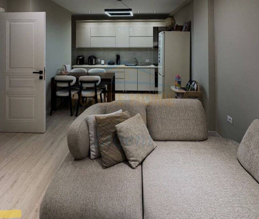 For sale, 1+1 Apartment, Dry Lake, Tirana.