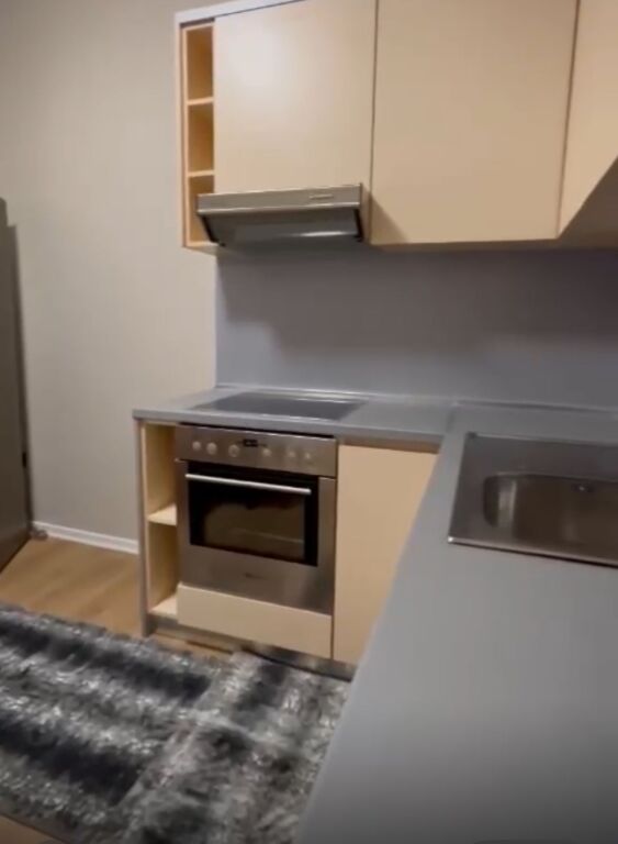 Jepet Me Qera Apartament 1+1+1 Ballkon