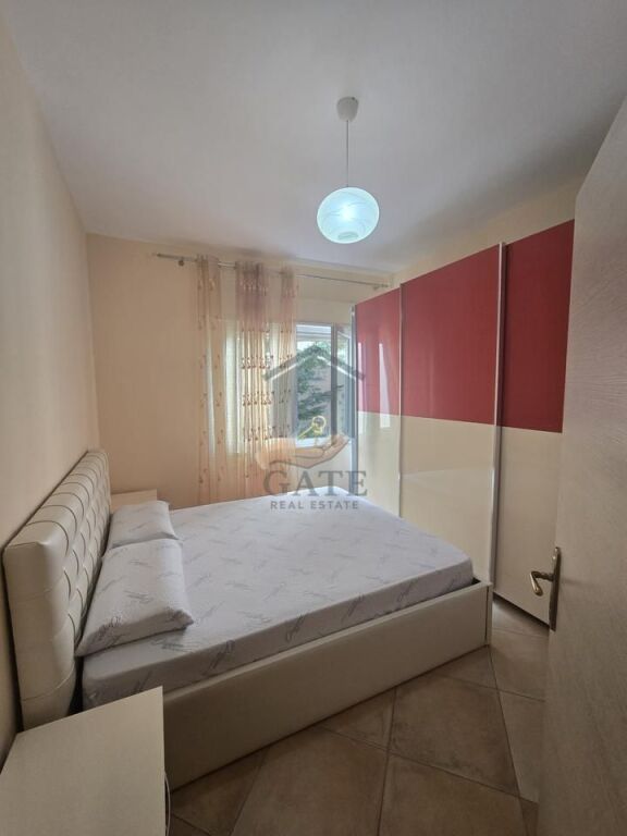 Jepet me qera apartament 1+1