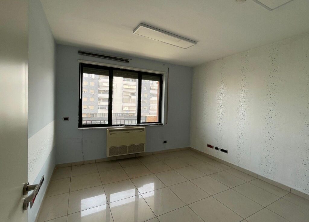 🏥Premises for Clinic for sale – Komuna Overpass 🏥