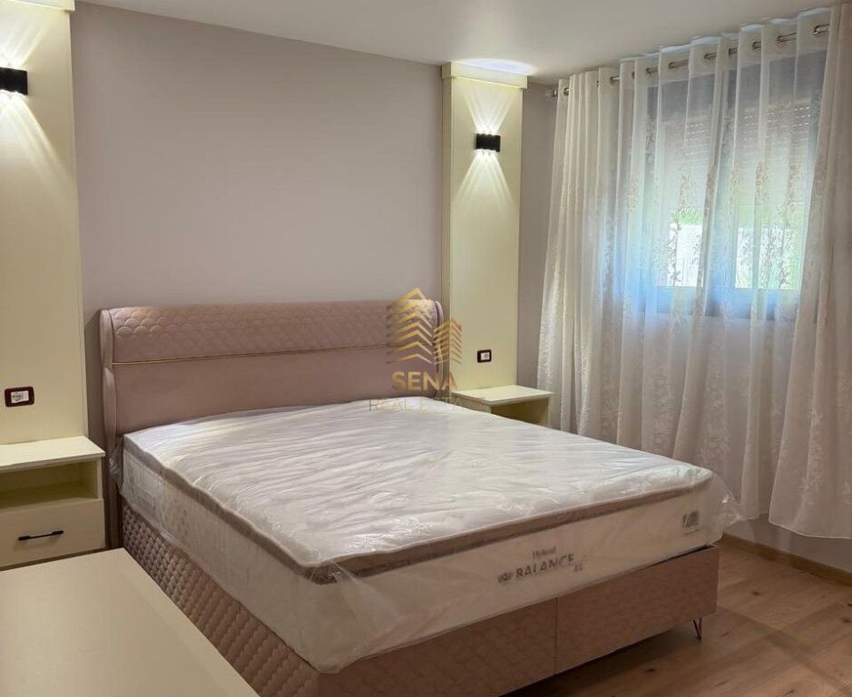 Affitto, Appartamento 2+1+balcone+Posto Auto, Ali Dem, 80.000 Leke/mese