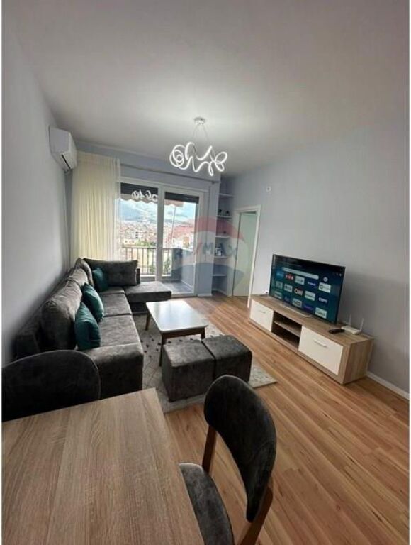 Apartment for rent 5 May