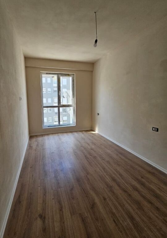 🏡Shitet Apartament 3+1+2+Depo te Komuna e Parisit❗