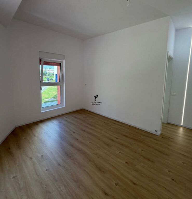 ZYRE ME QERA 60 M2 ALI DEMI 50.000 LEKE  FH-68737