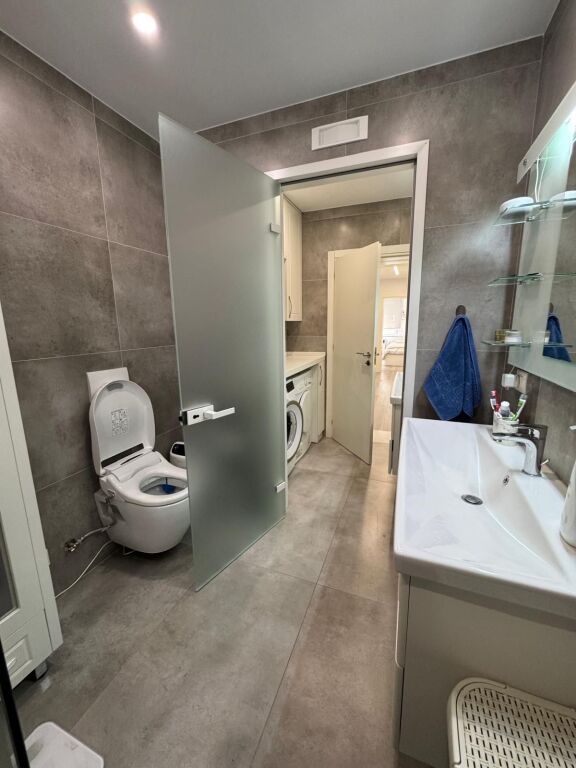 Shitje apartamenti 2+1 ne Bllok