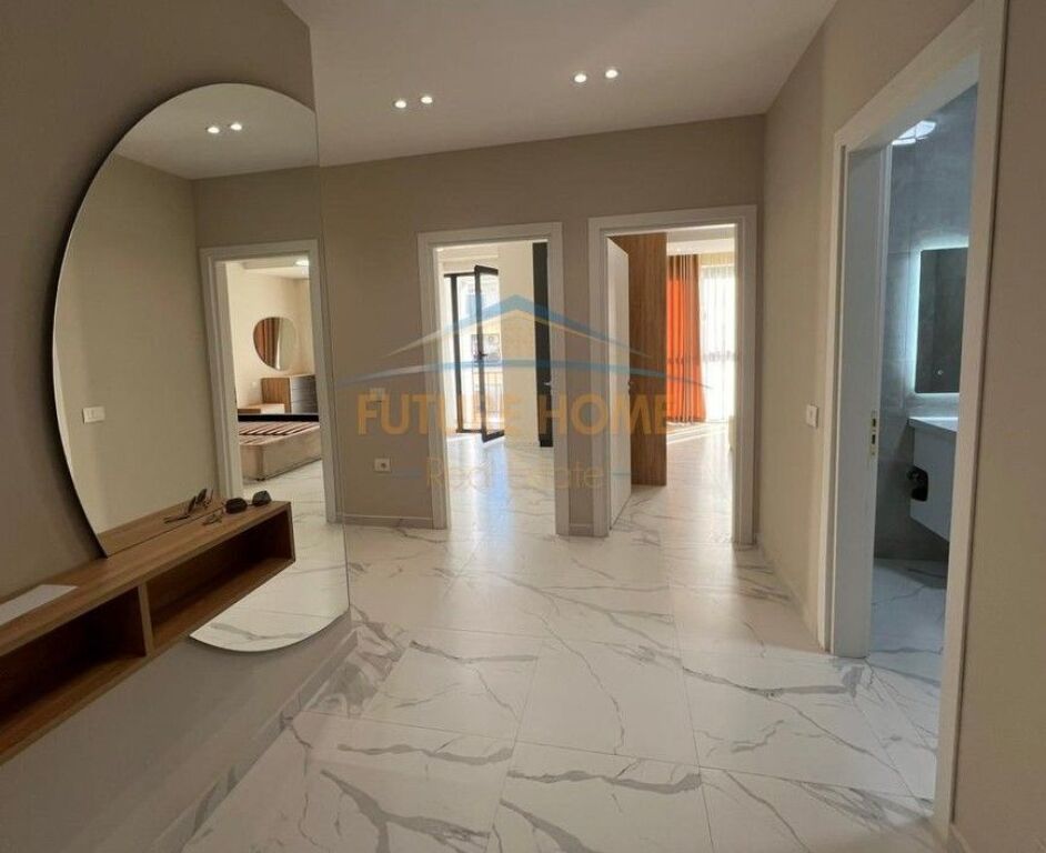 Shitet, Apartament 2+1+Verande, '' Urban Gate '' Residence, Unaza e re, Tirane