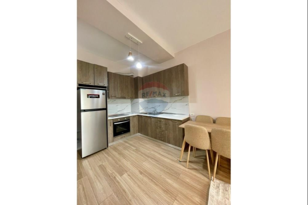 Apartament per qera 1+1 tek 21 Dhjetori