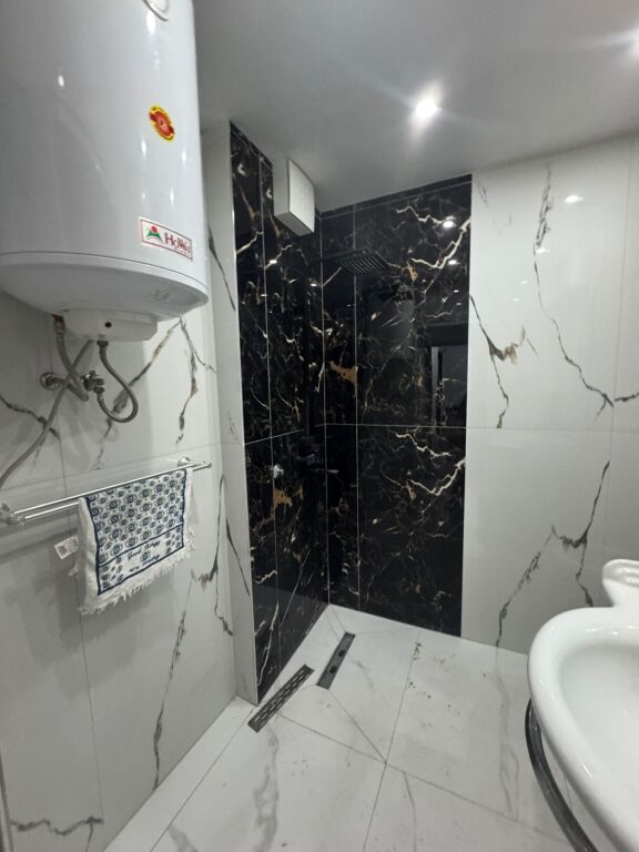 Shitet apartament 1+1 dhe piceri , Rr. Vasil Shanto