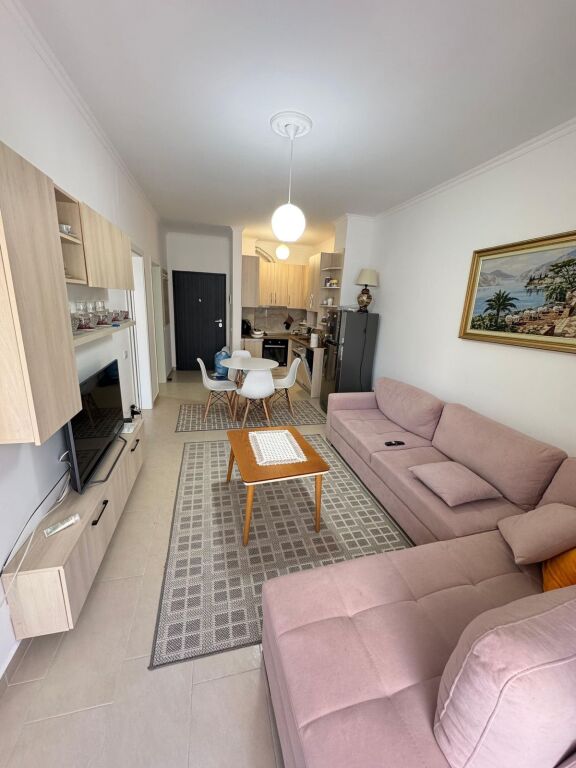 Apartament 1+1 me Qira, Qerret !