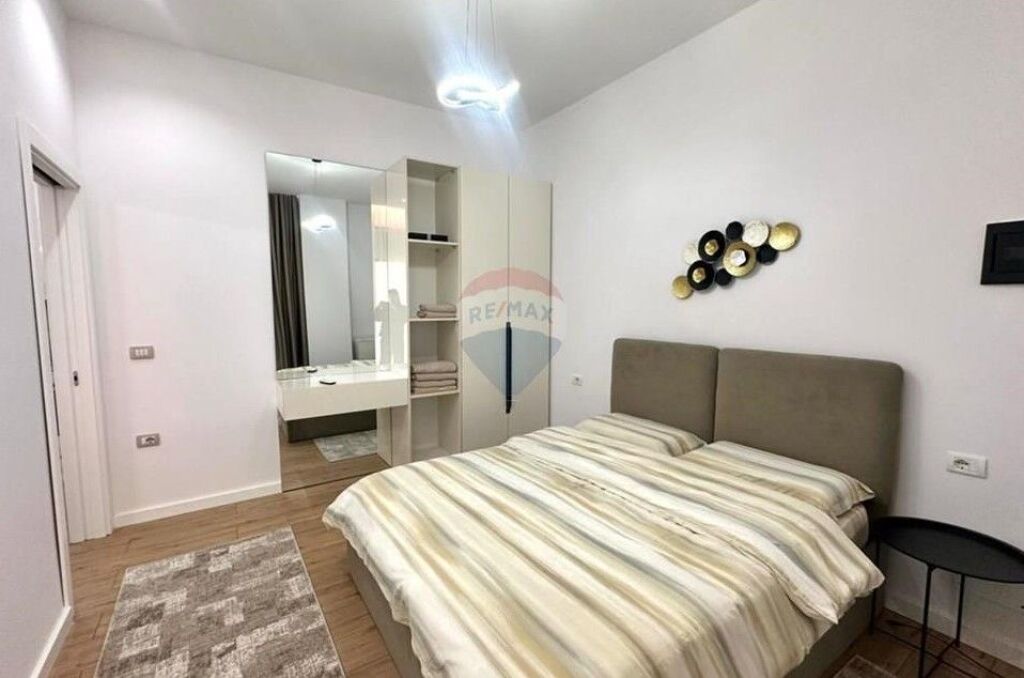 Apartament 1+1- Për Shitje - Rruga Ali Demi, Tirane ID: 530471003-467