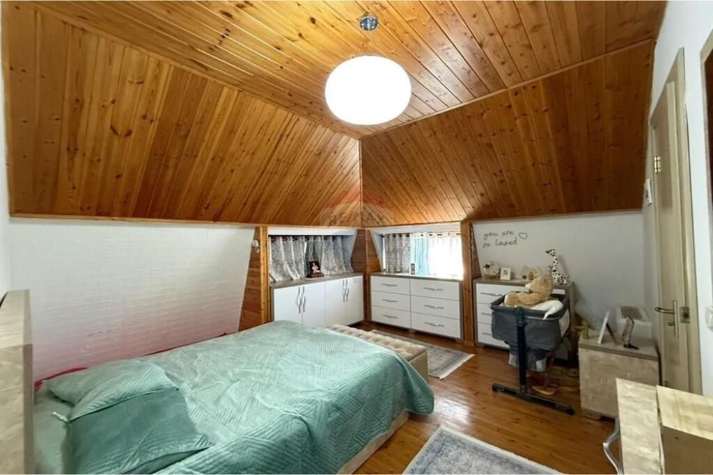 SHITET, DUPLEX, FRESKU, TIRANE