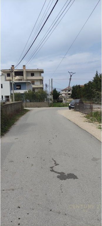 SHITET TOKE ME EMERTIM ' TRUALL ' NE SHKOZET !!!