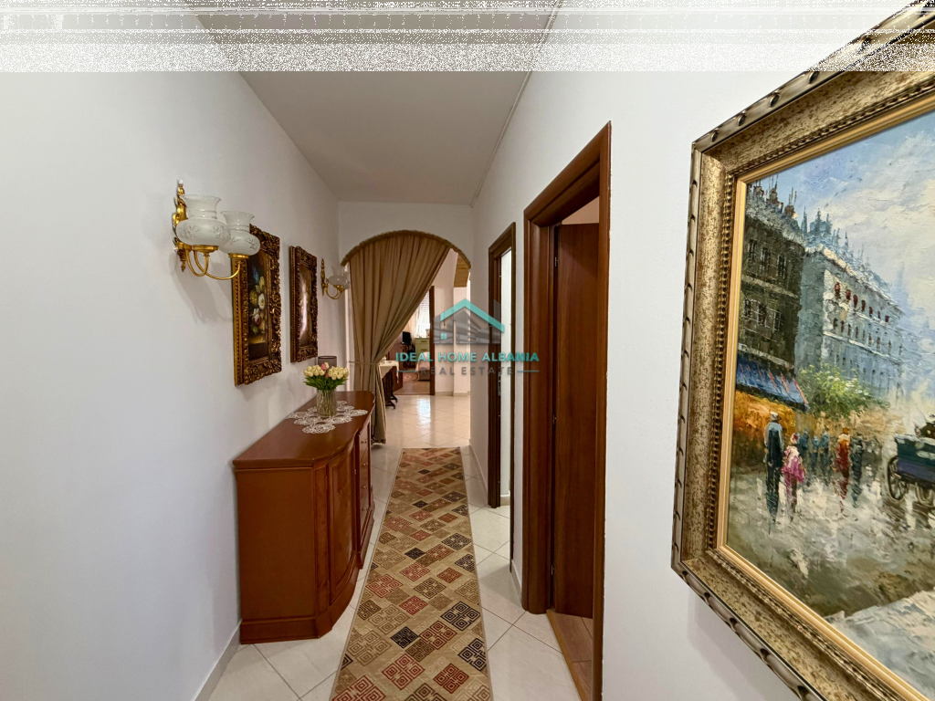 SHITET APARTAMENT 2+1 – VLORE RRUGA E RE