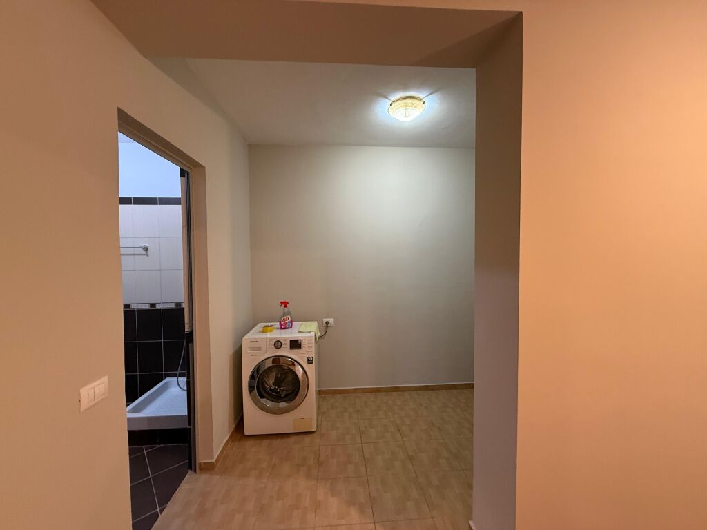 SHITET APARTAMENT 2+1 NE FRESK-RRUGA E THESARIT!!