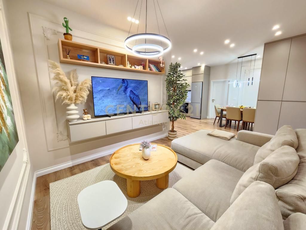 Super Apartament në Shitje – Plazh, Durrës