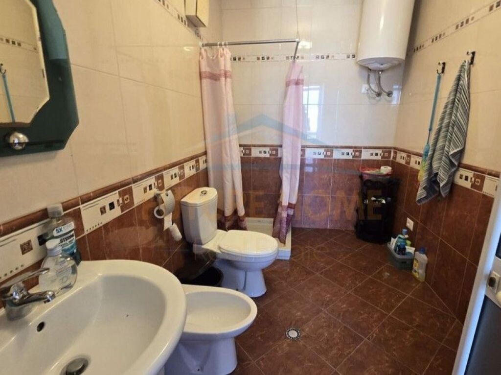 Affitto, Appartamento 2+1, Via delle Barricate