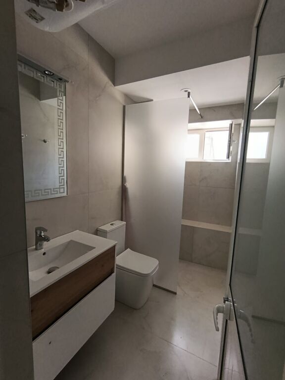 Jepet me qira apartament 2+1 në një nga zonat më të preferuara të Tiranës, në bllok!