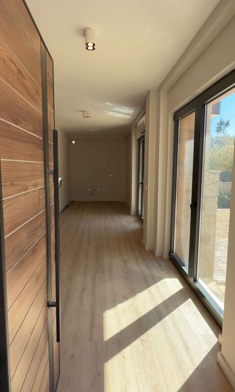 SHITET VILE 2-KATESHE + TARRACE PRANE HOTEL VIENNA, GOLEM