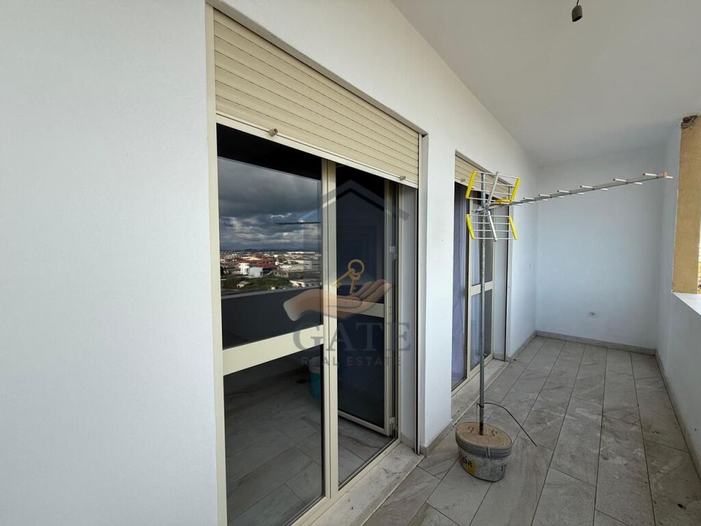 Jepet me qira apartament 2+1 me 2 tualete në zonën Spitalit, prane Pernocës   